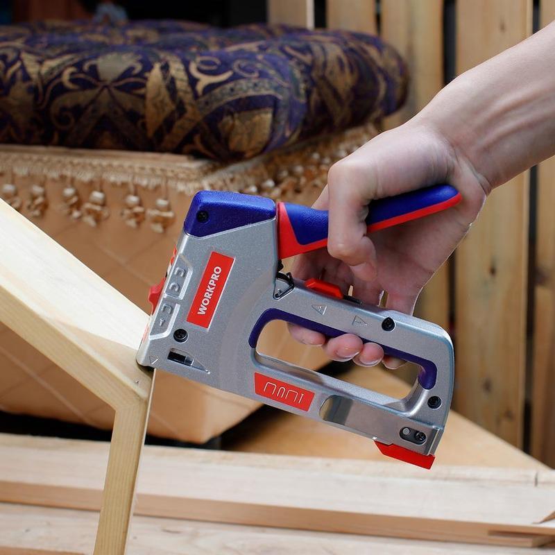 Stapler Heavy Duty - 4 in 1多機能ヘビーデューティステープルガン DIY家庭装飾家具用手動ステープラー